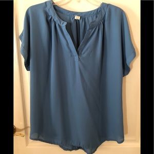 Pretty blue spring/summer top